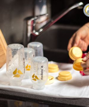 Контейнери / шишета Medela, 250 мл, 2 бр