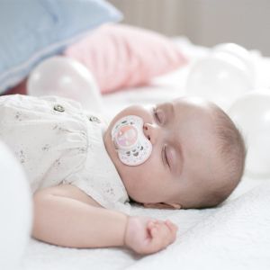 Силиконови залъгалки LOVI, Botanic, 2 бр, 6-18 м, розови